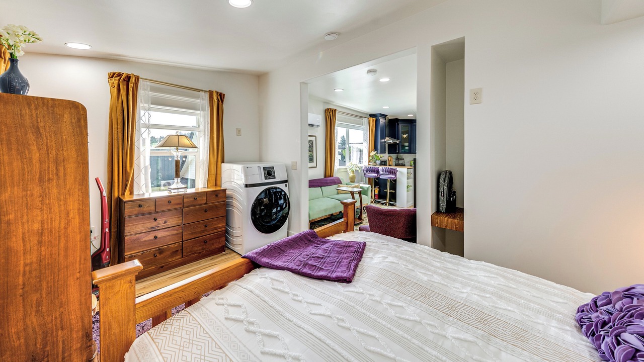 Photo of Bedroom in Anacortes