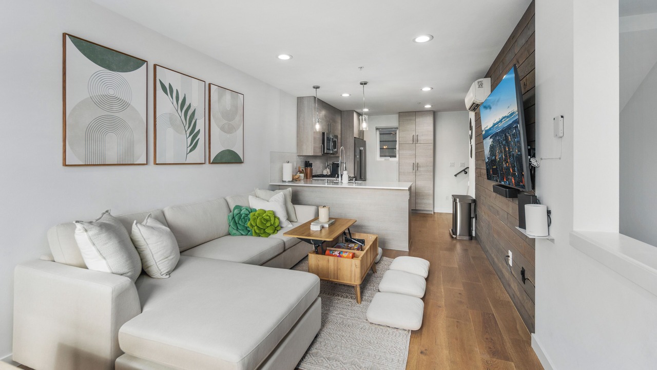 Photo of Livingroom in Whittier Heights