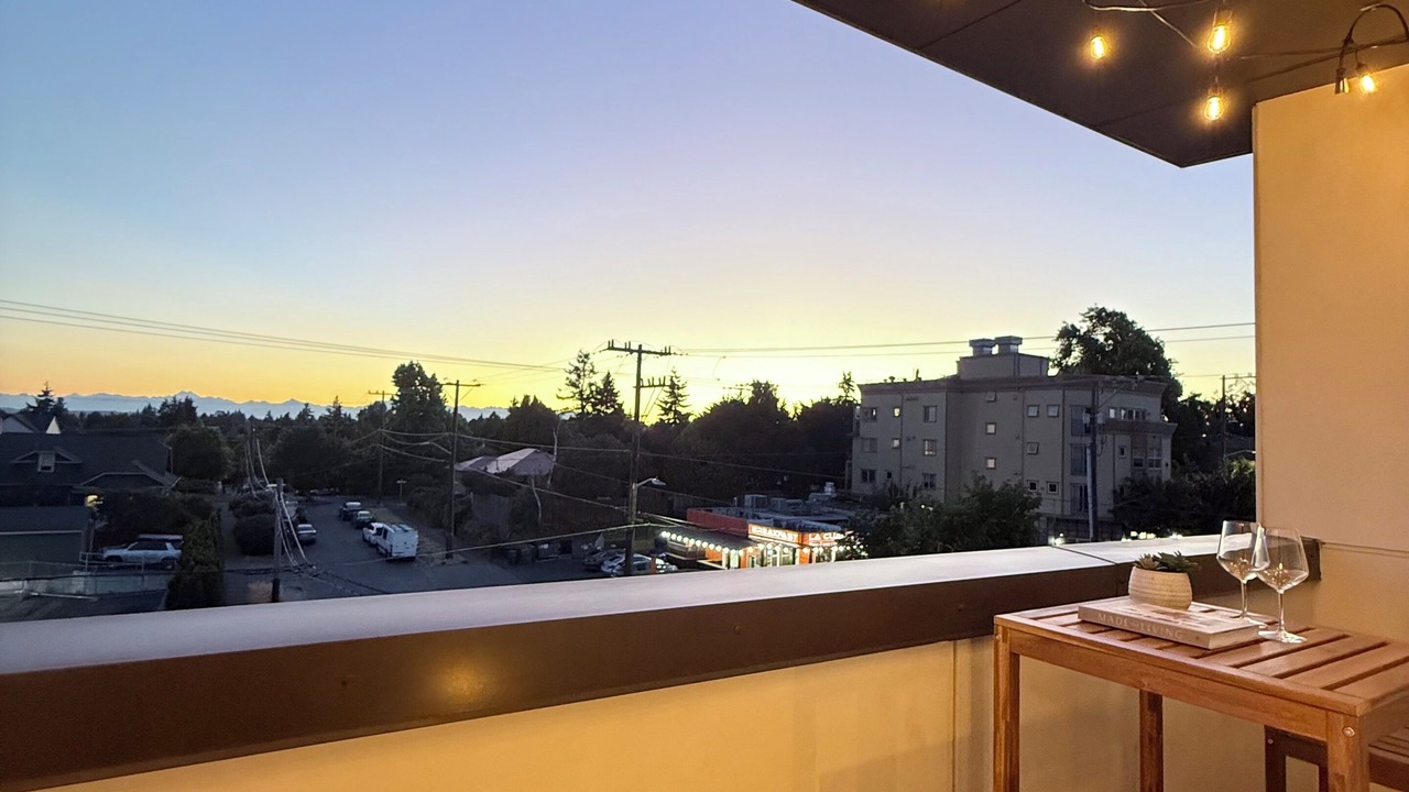 Photo of Outdoor in Whittier Heights
