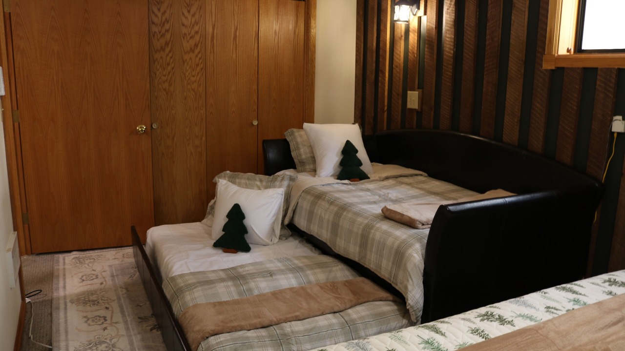 Photo of Bedroom in Island Park