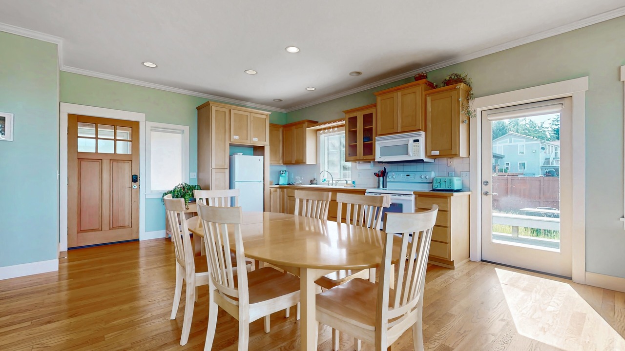 Photo of Kitchen in Coupeville
