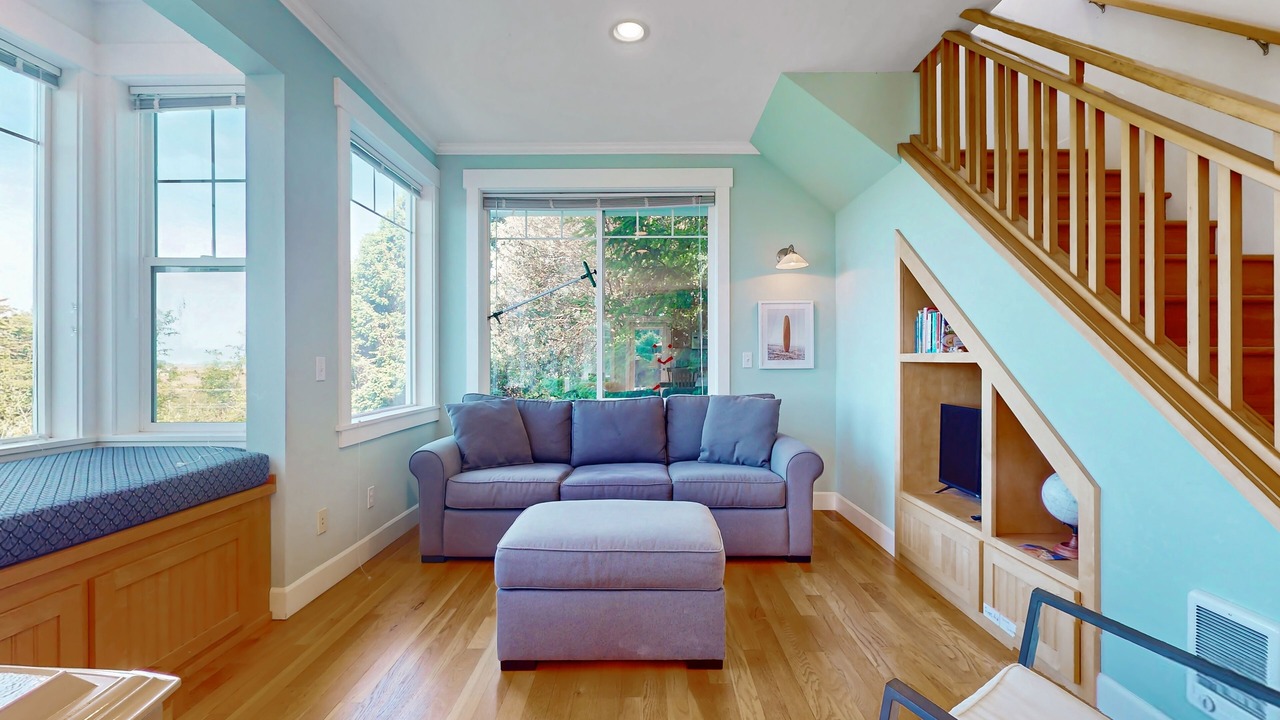 Photo of Livingroom in Coupeville