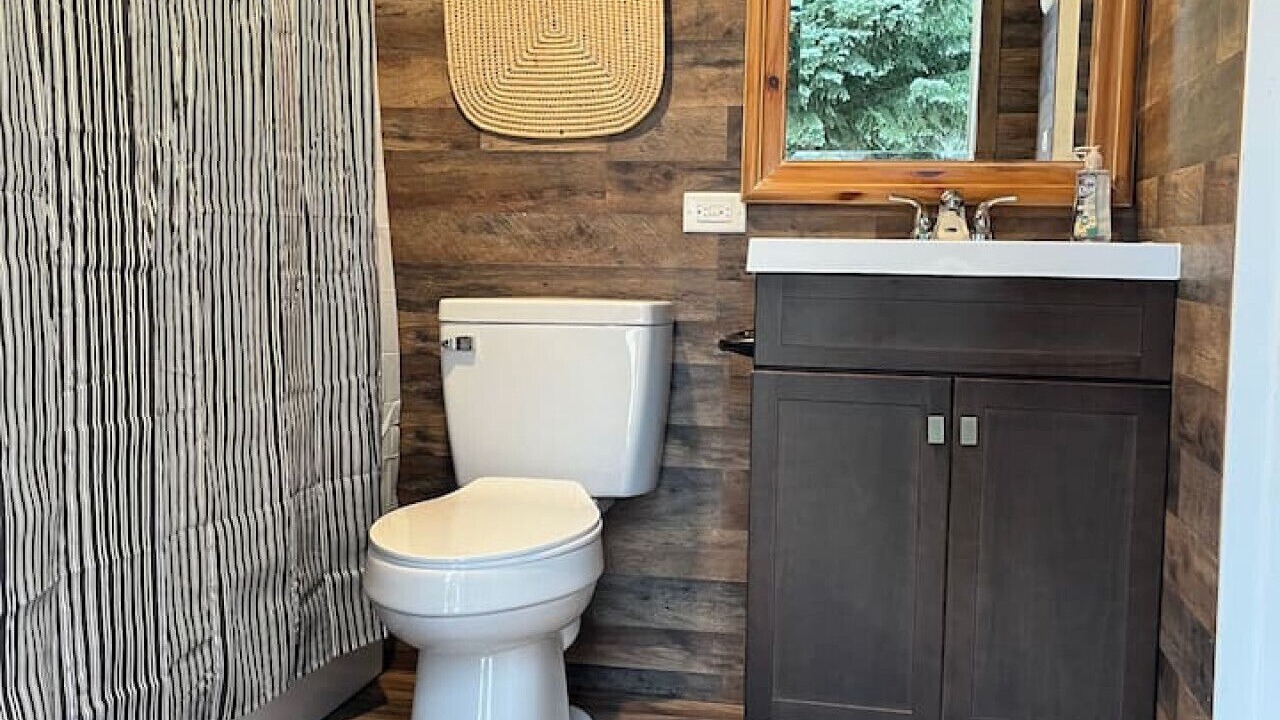 Photo of Bathroom in Palisades