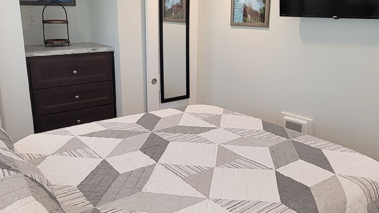 Photo of Bedroom in Port Angeles