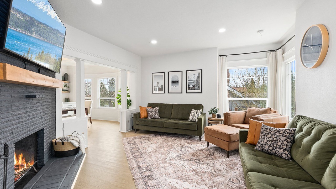 Photo of Livingroom in Central Tacoma
