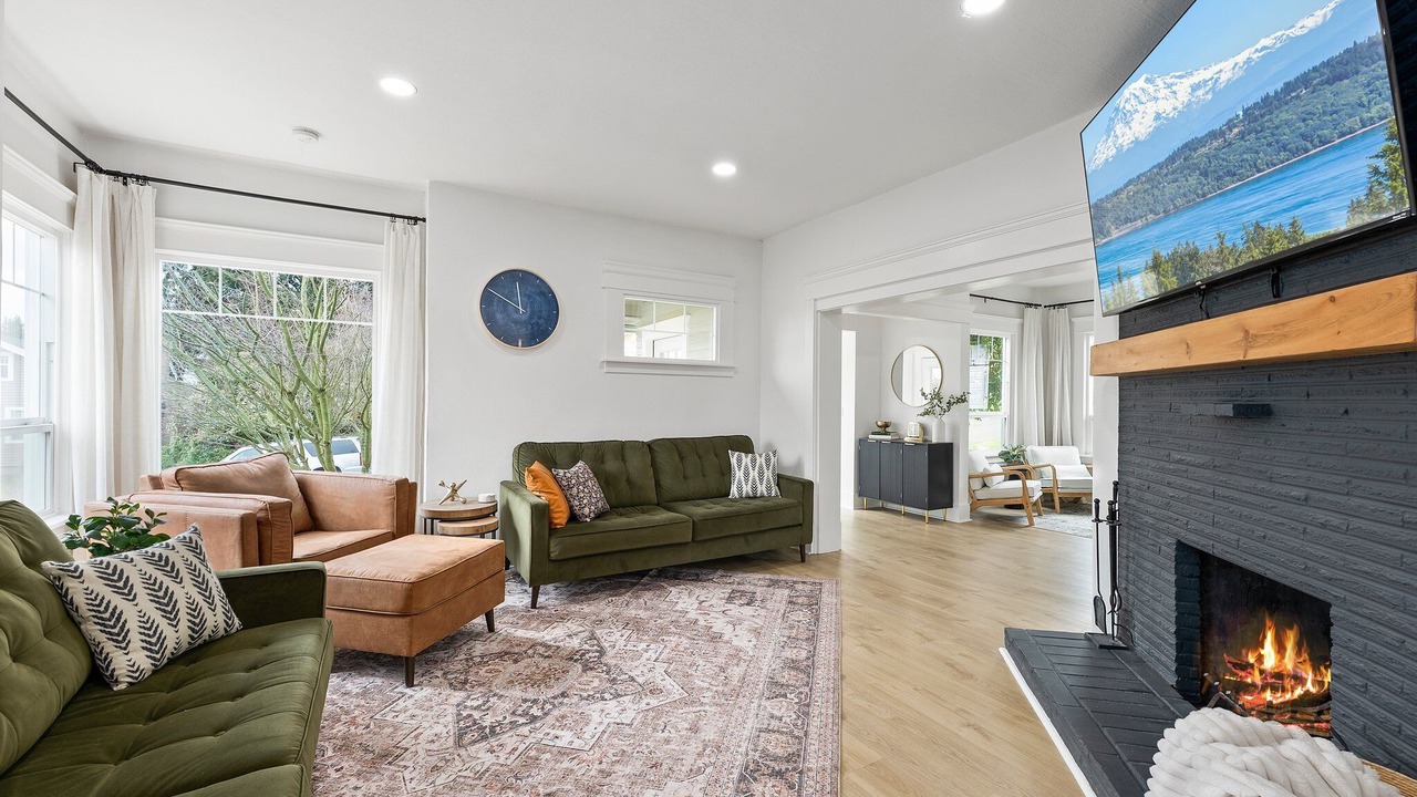 Photo of Livingroom in Central Tacoma