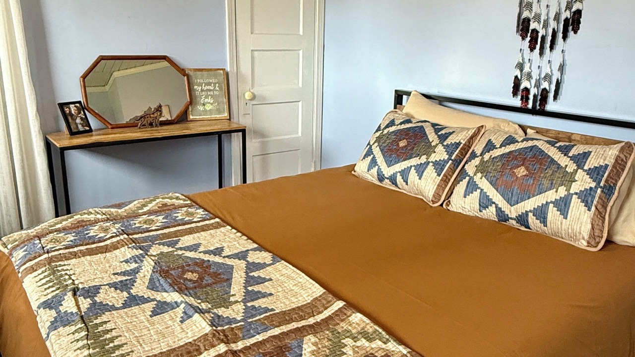 Photo of Bedroom in Forks