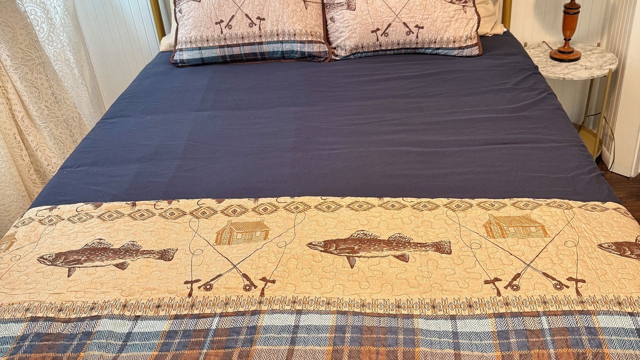 Photo of Bedroom in Forks