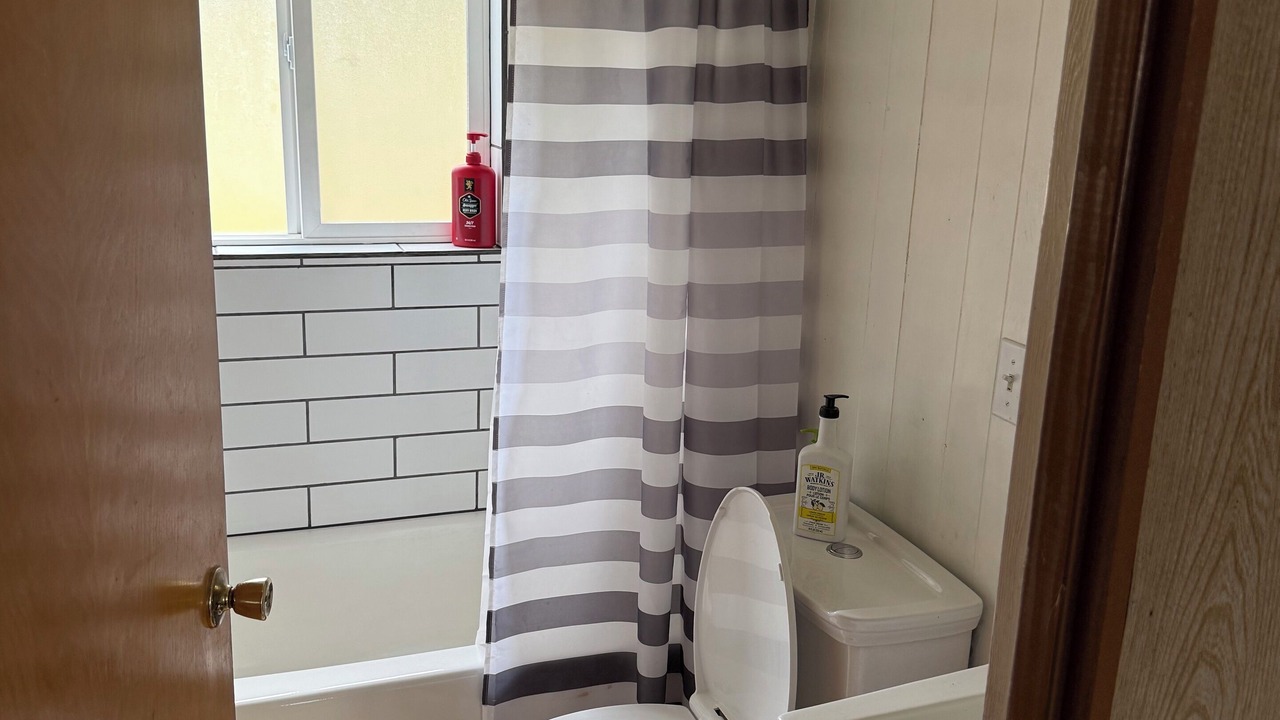 Photo of Bathroom in Anderson Island
