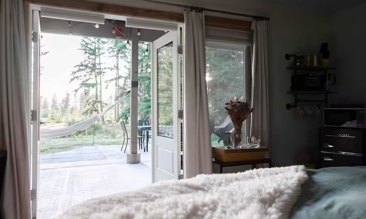 Photo of Bedroom in Oak Harbor