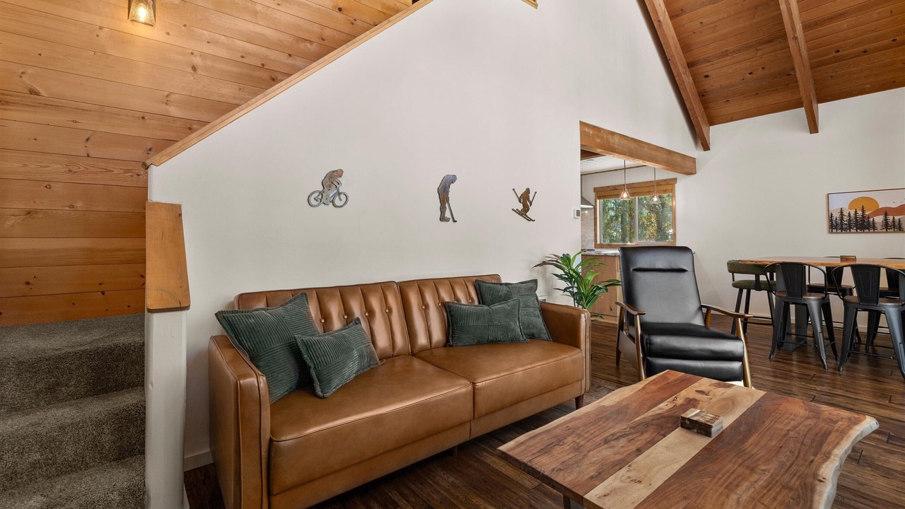 Photo of Livingroom in Sunriver
