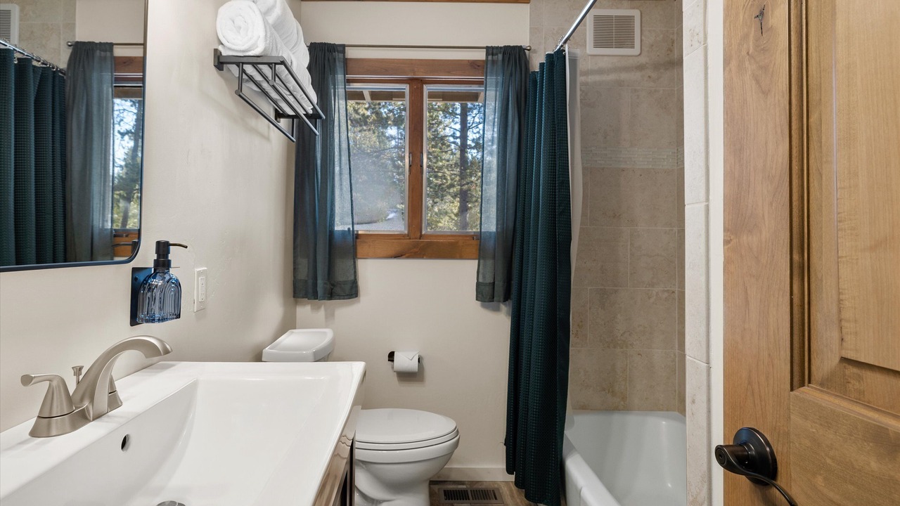 Photo of Bathroom in Sunriver