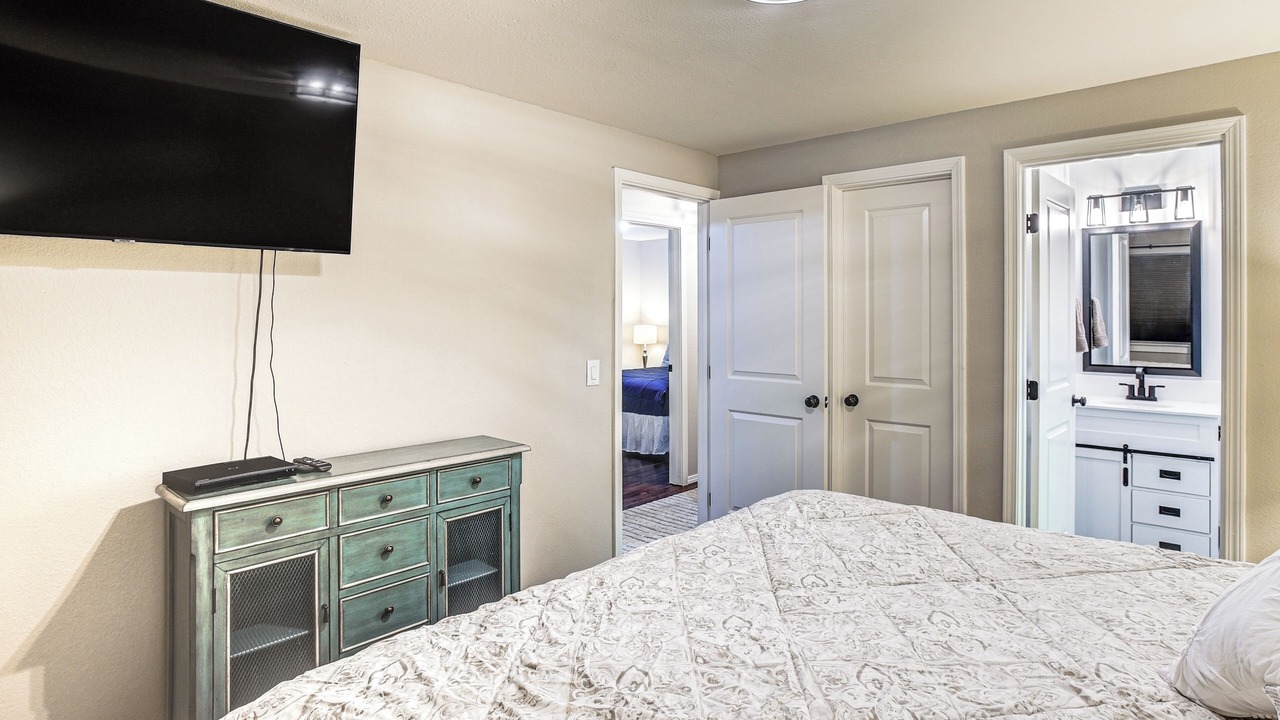 Photo of Bedroom in East Port Orchard