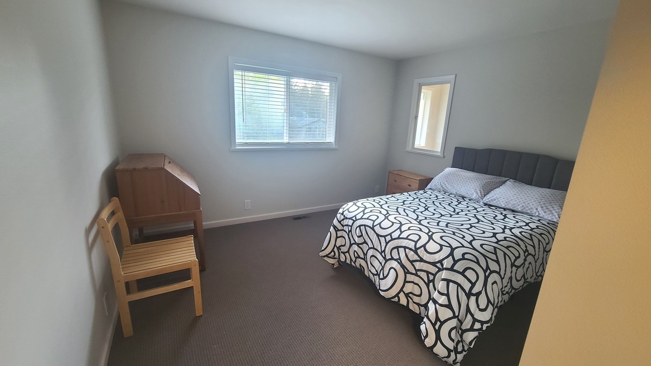Photo of Bedroom in Point Roberts