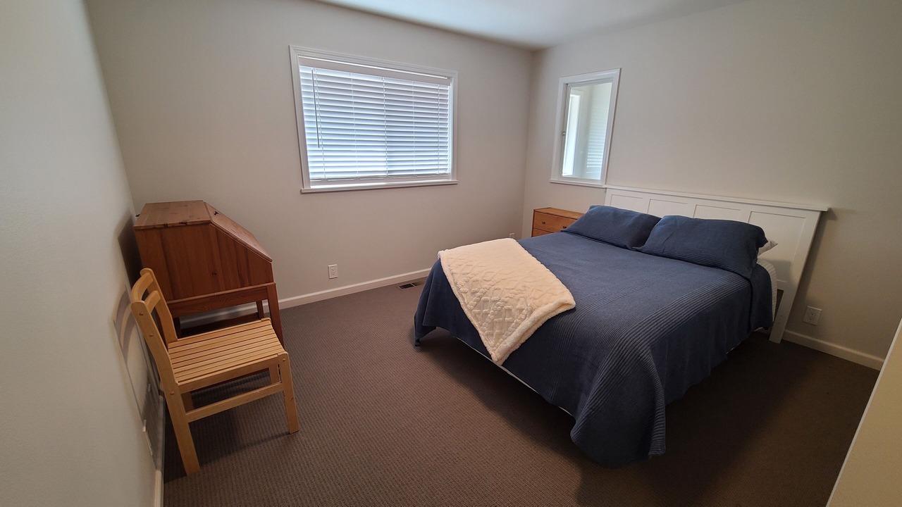 Photo of Bedroom in Point Roberts