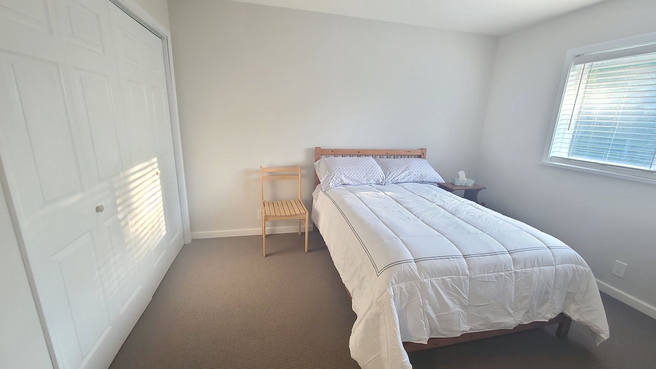 Photo of Bedroom in Point Roberts