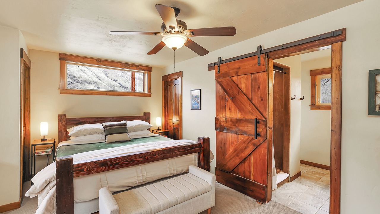 Photo of Bedroom in Riggins