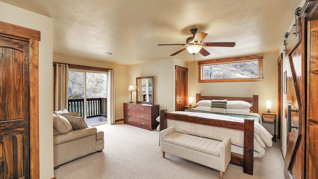 Photo of Bedroom in Riggins