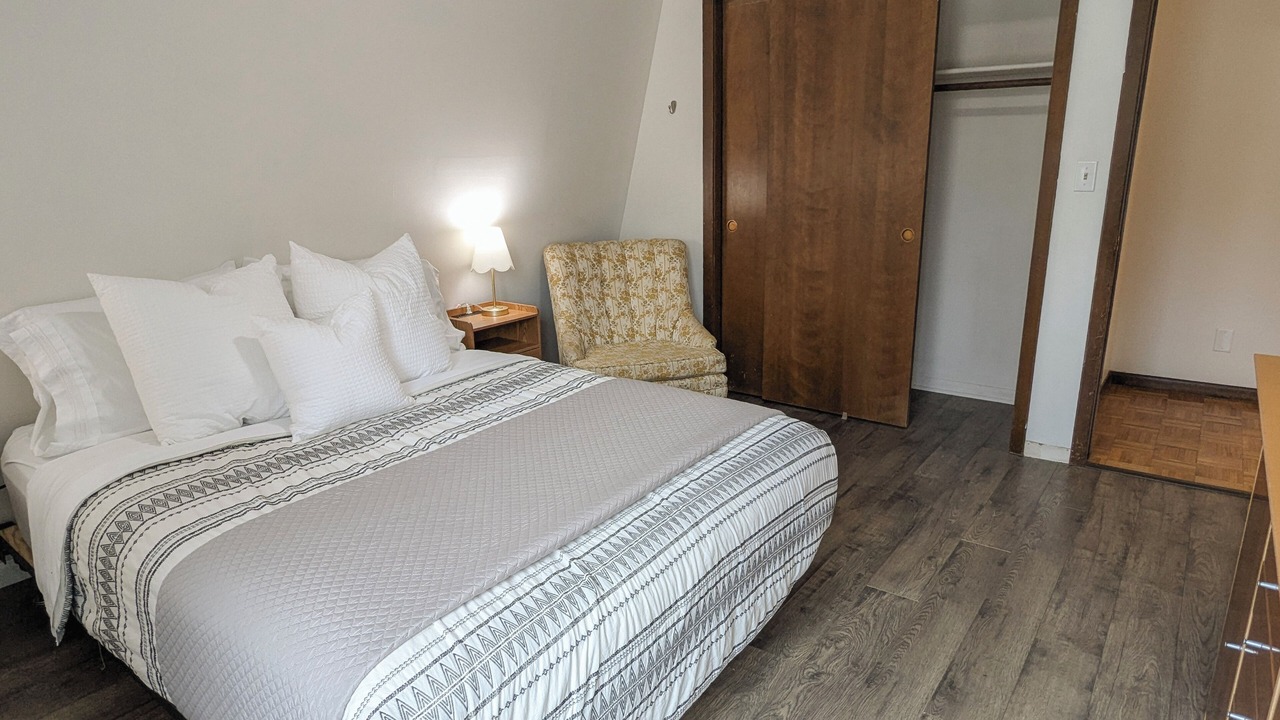 Photo of Bedroom in Des Moines