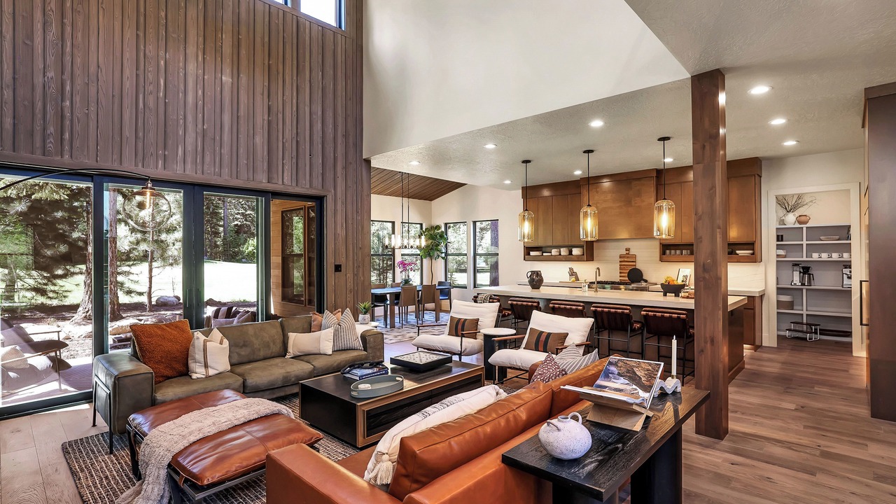 Photo of Livingroom in McCall