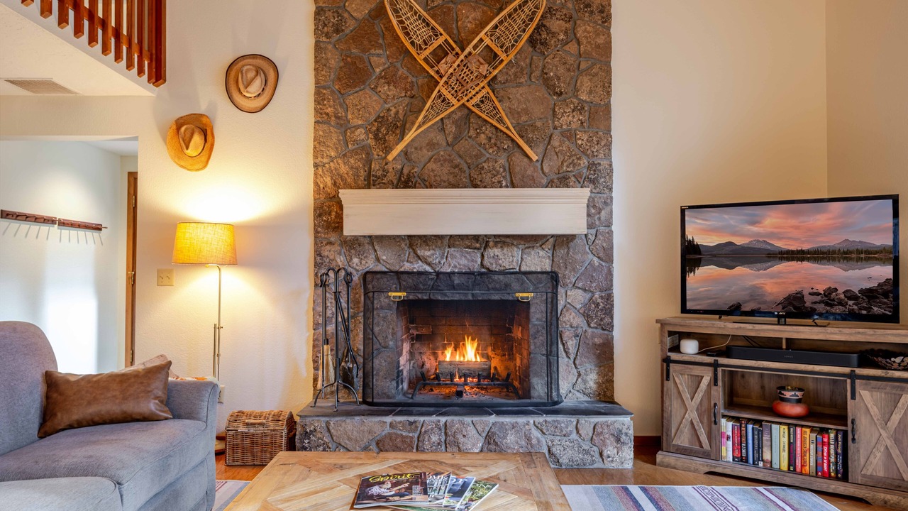 Photo of Livingroom in Black Butte Ranch