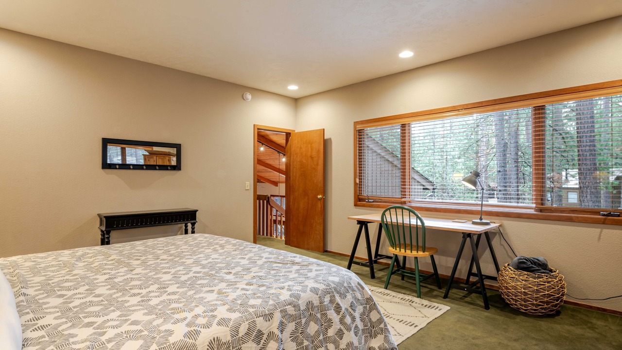 Photo of Bedroom in Black Butte Ranch