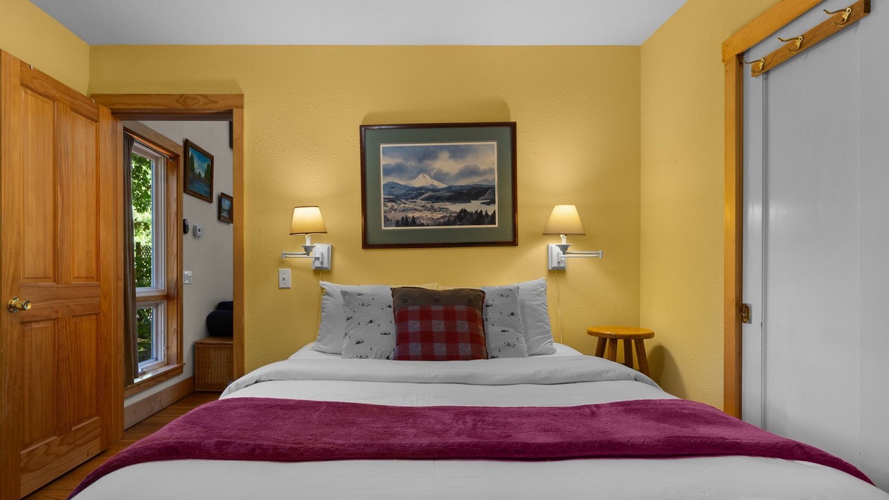 Photo of Bedroom in Mount Hood Village