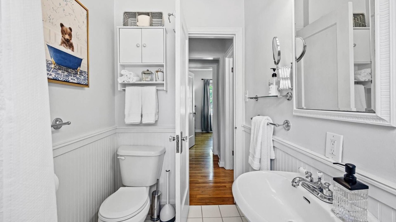Photo of Bathroom in North End