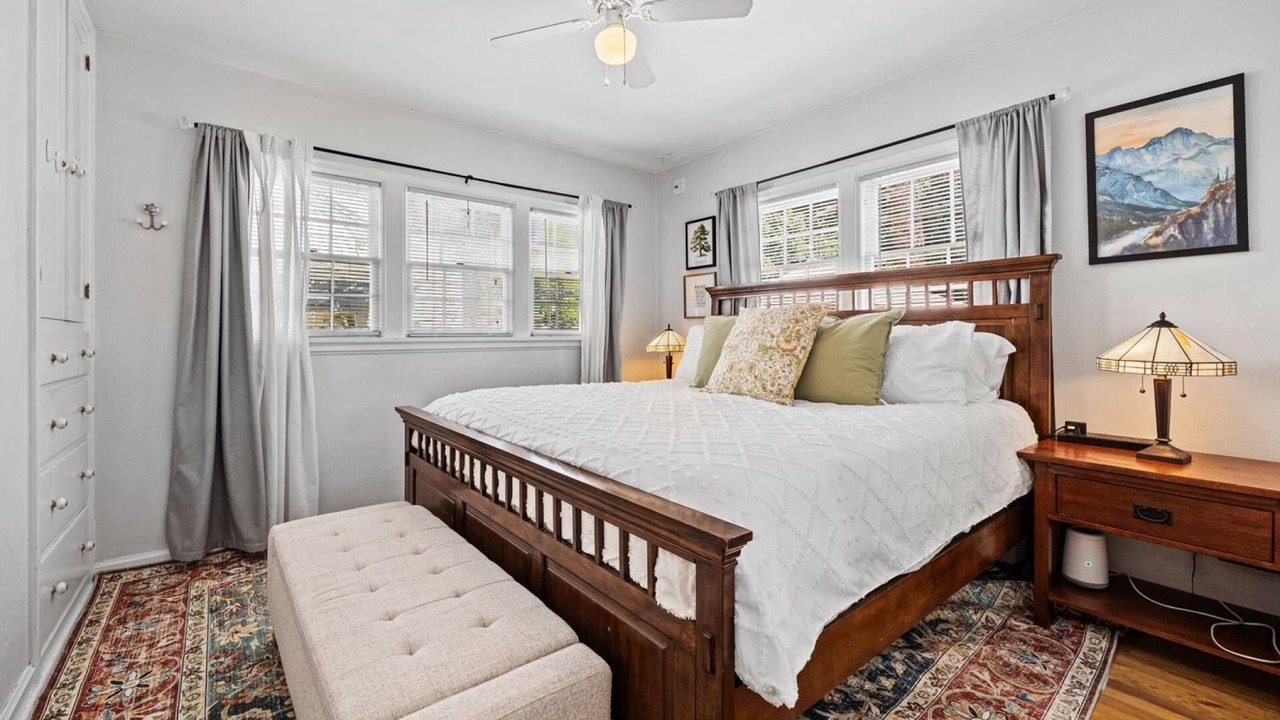 Photo of Bedroom in North End