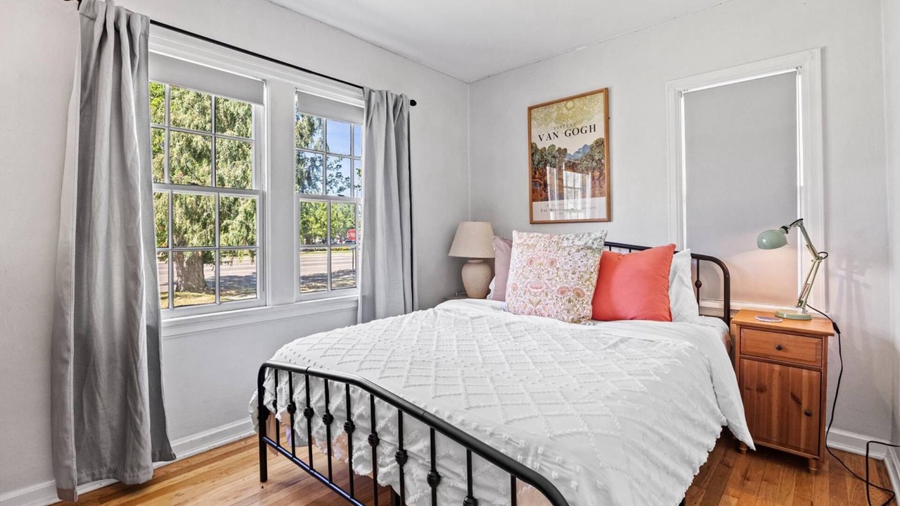 Photo of Bedroom in North End