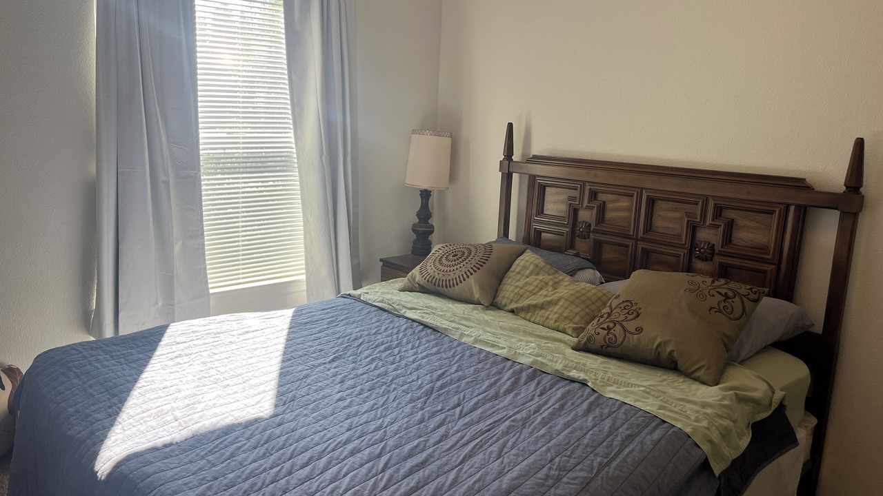 Photo of Bedroom in Newport