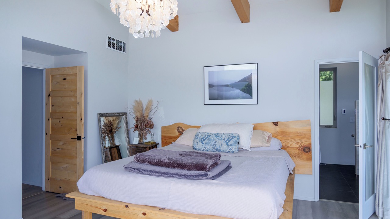 Photo of Bedroom in Libby
