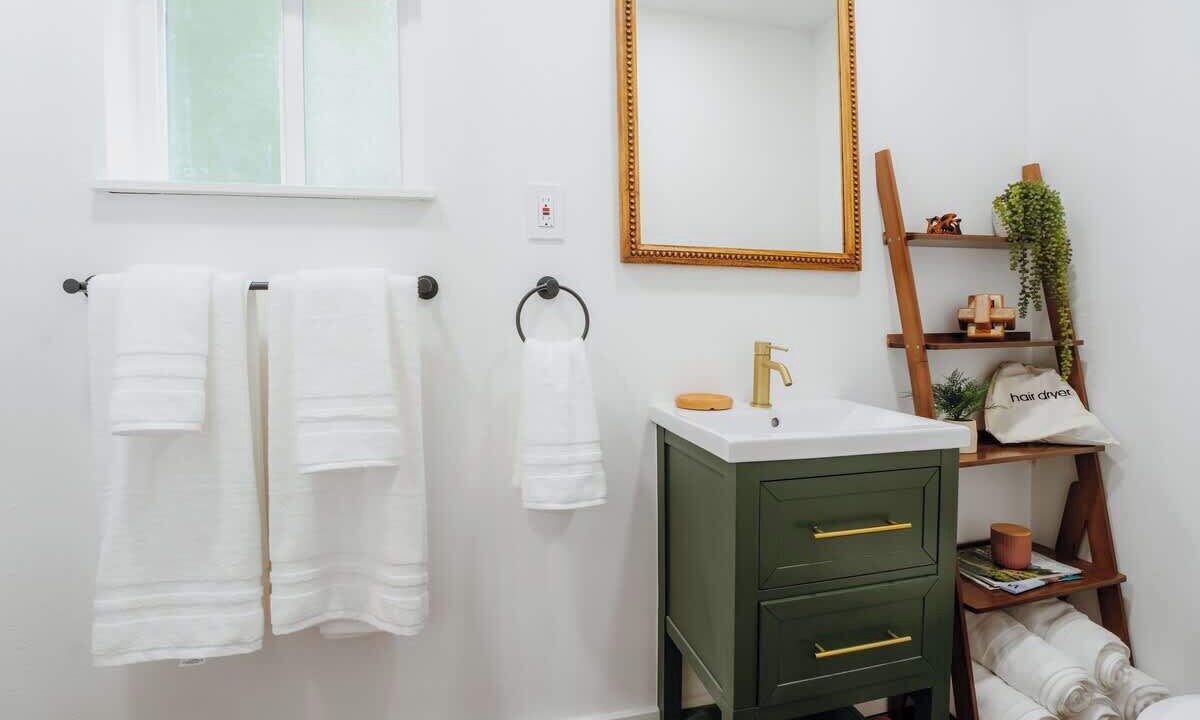 Photo of Bathroom in Packwood