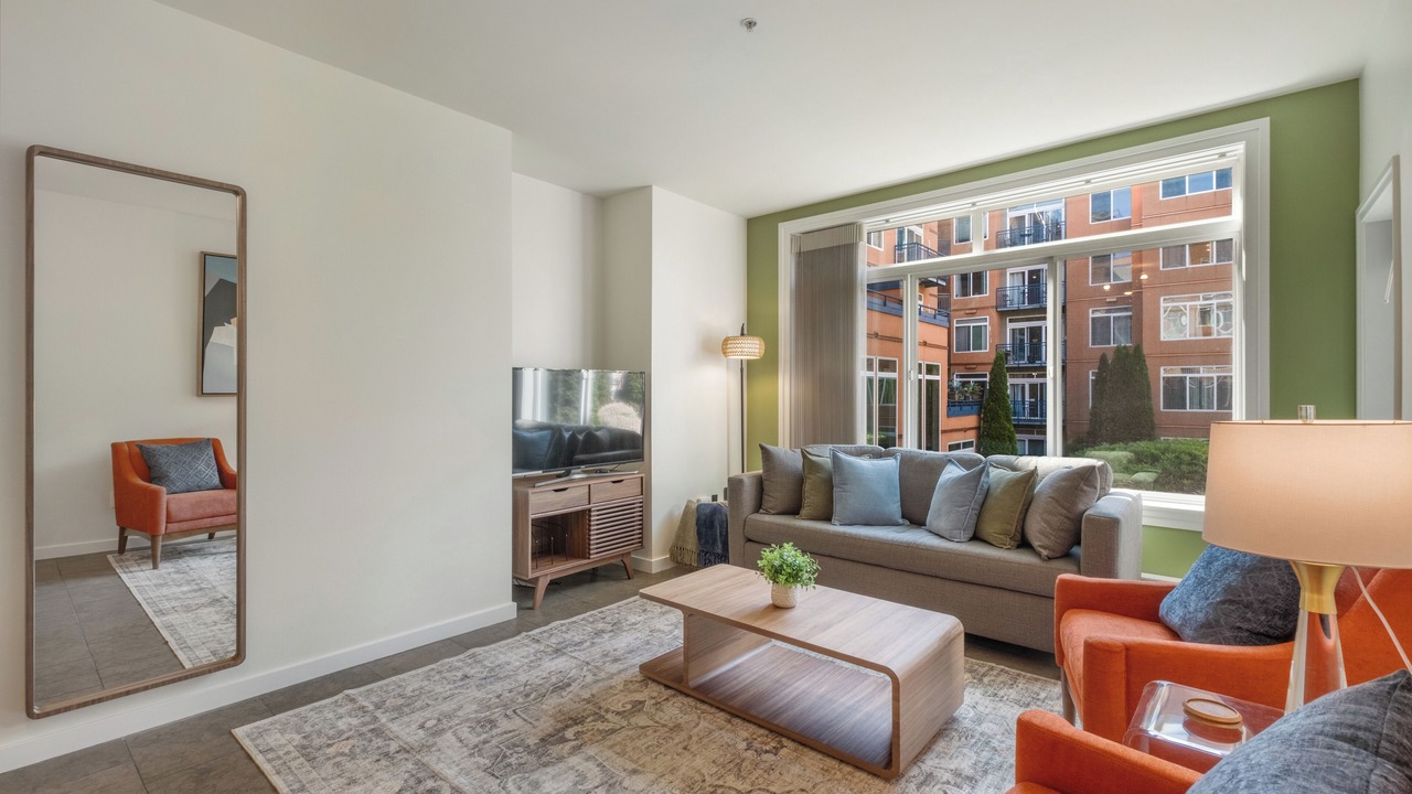 Photo of Livingroom in Belltown