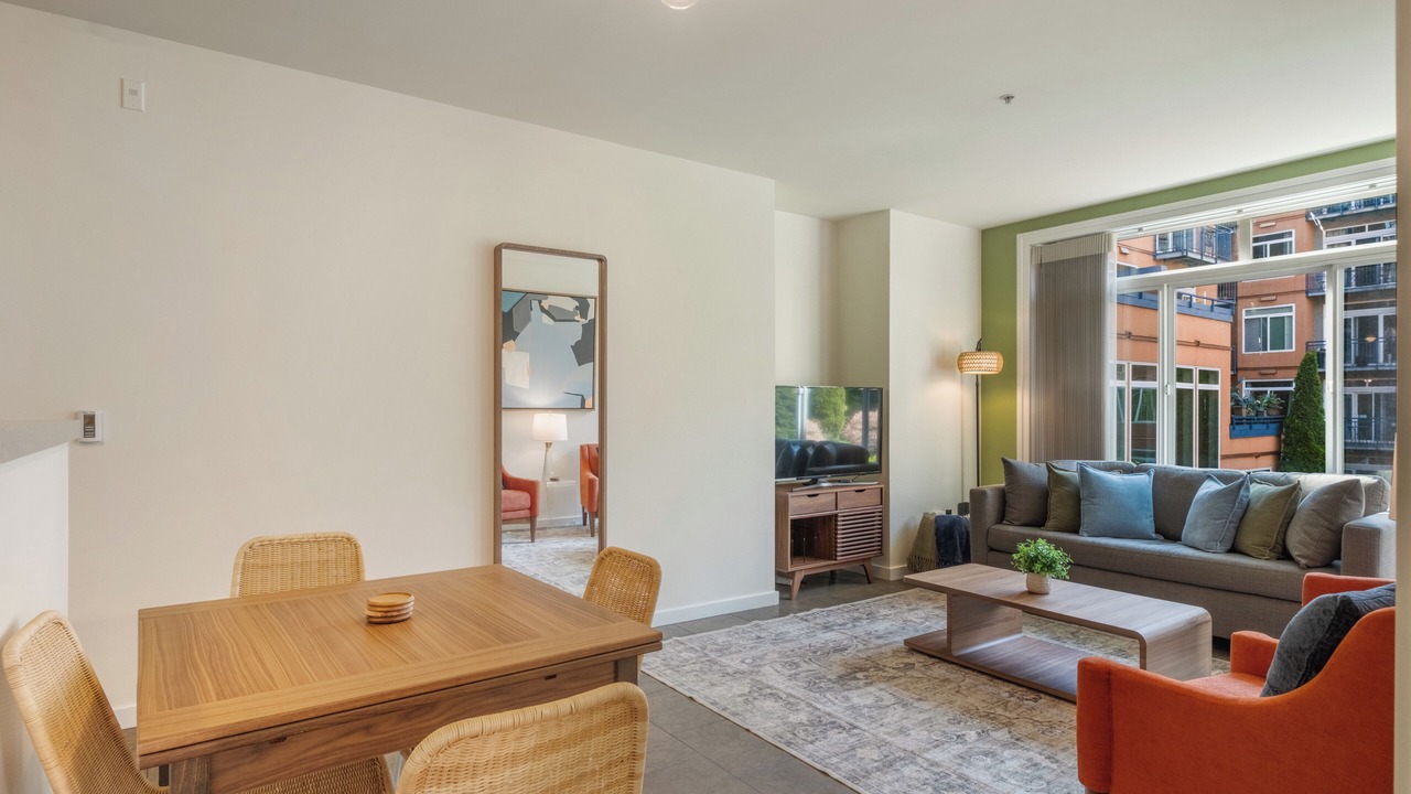 Photo of Livingroom in Belltown