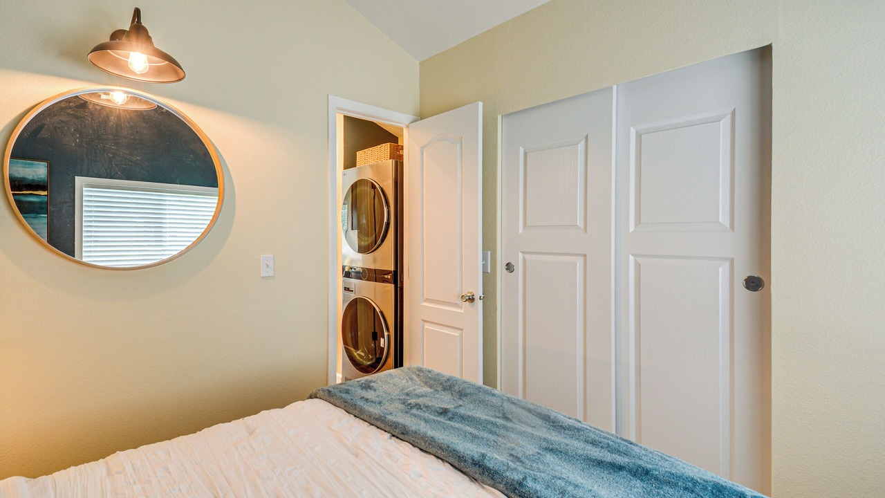 Photo of Bedroom in Port Hadlock