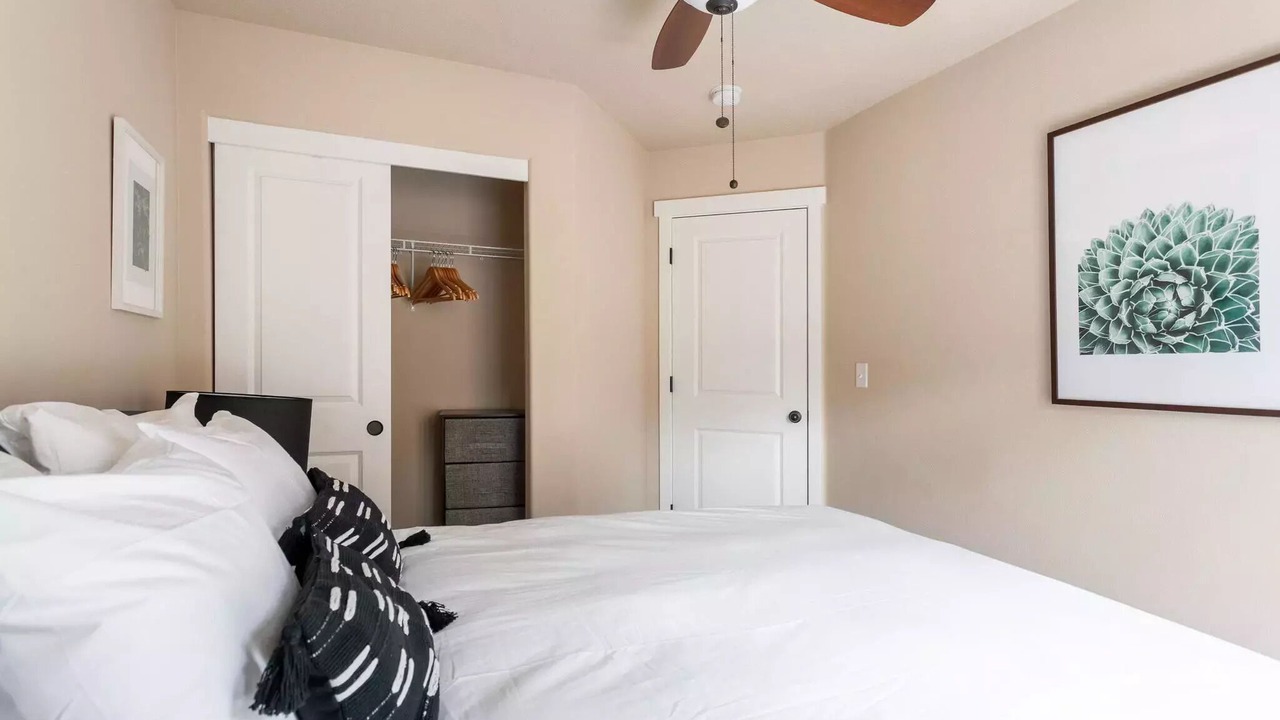 Photo of Bedroom in Five Oaks