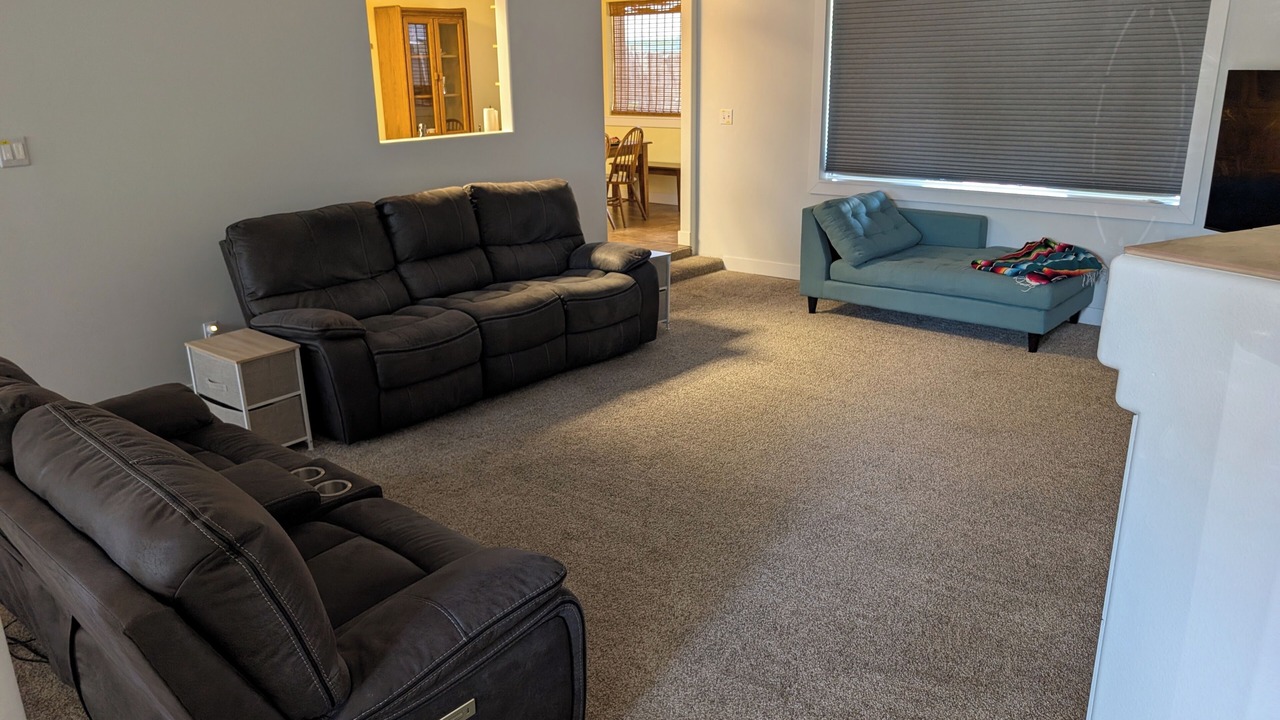 Photo of Livingroom in West Richland