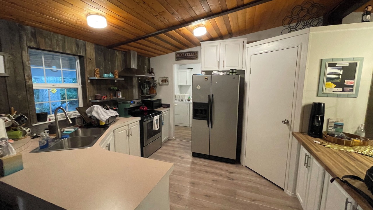 Photo of Kitchen in Anderson Island