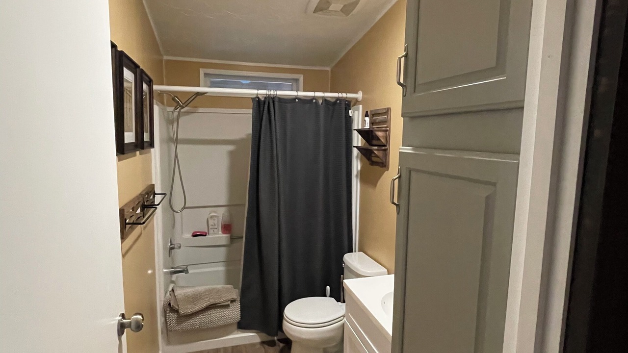Photo of Bathroom in Anderson Island