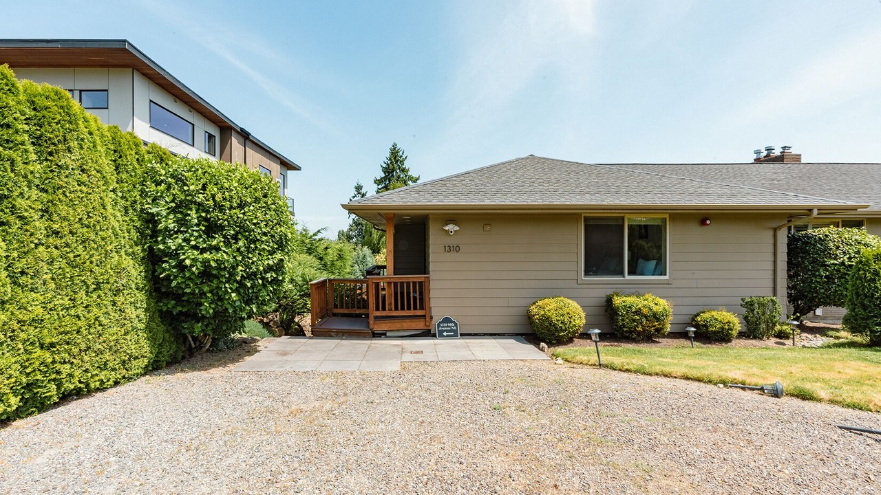 Photo of Outdoor in Northwest Bellevue