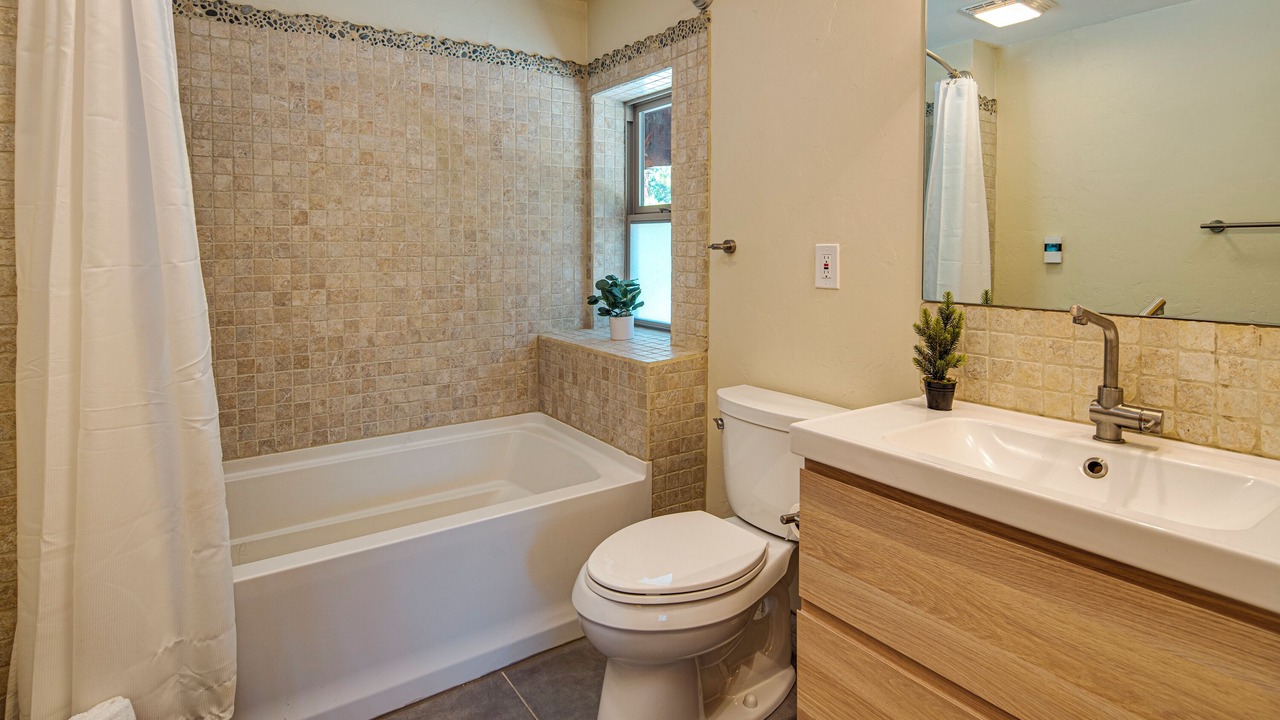 Photo of Bathroom in Sisters