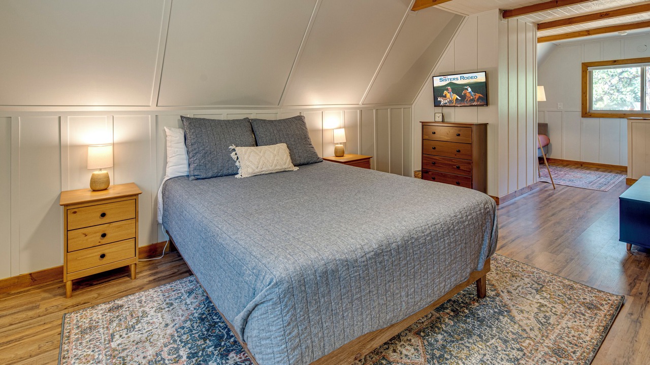 Photo of Bedroom in Sisters