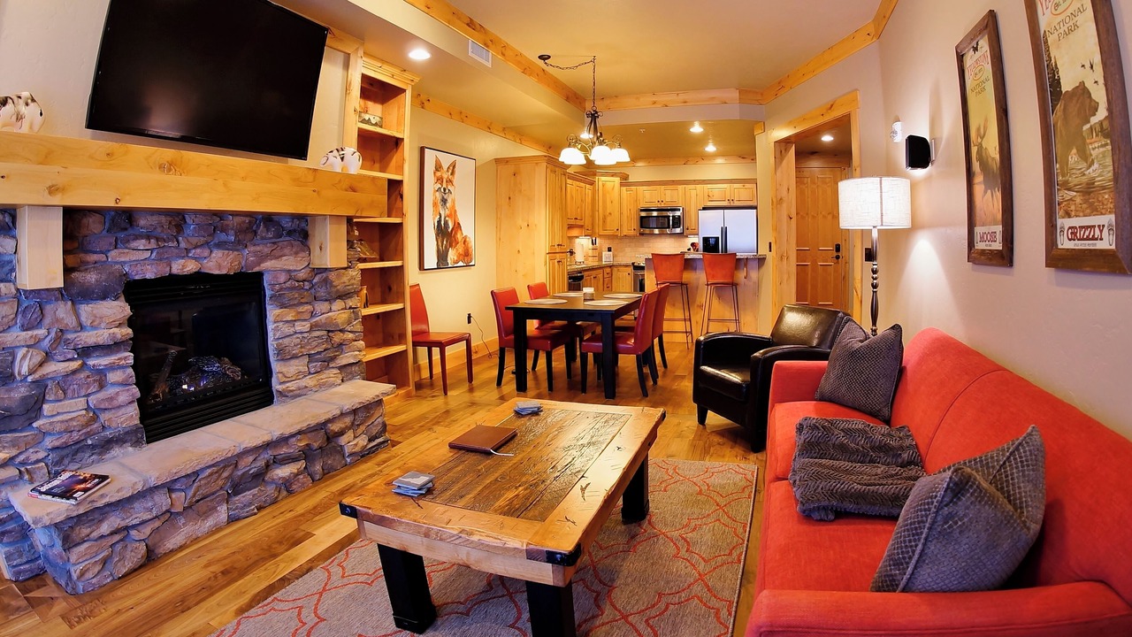 Photo of Livingroom in Victor