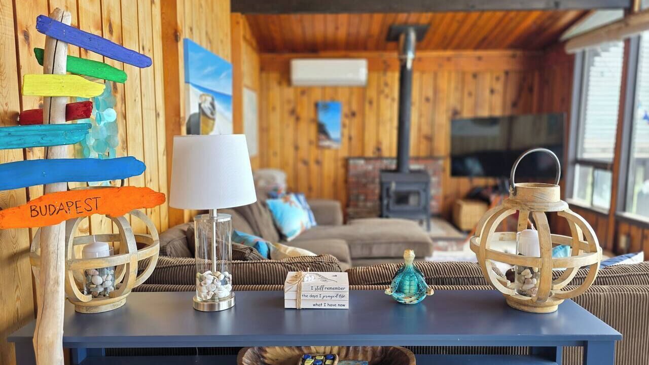 Photo of Livingroom in Point Roberts