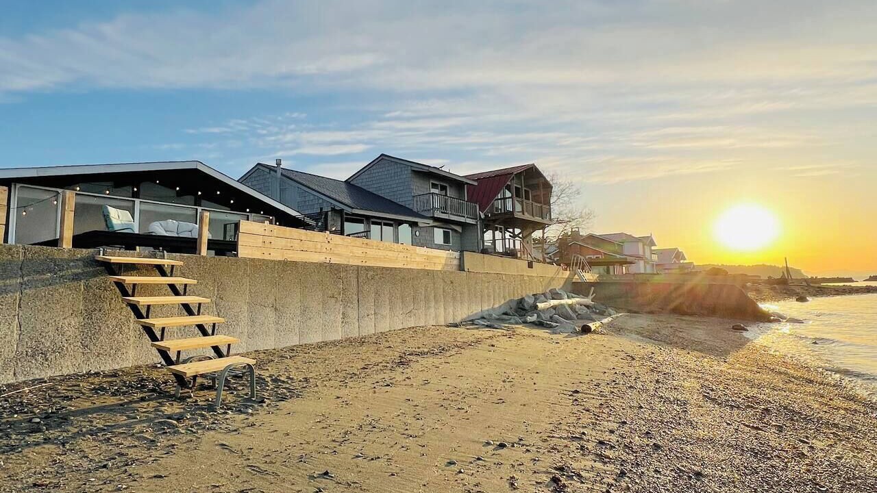 Photo of Others in Point Roberts