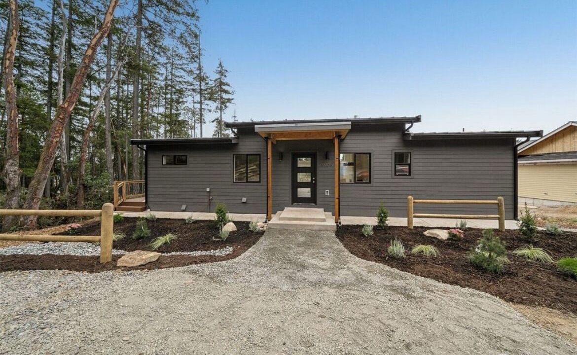 Photo of Outdoor in Anderson Island