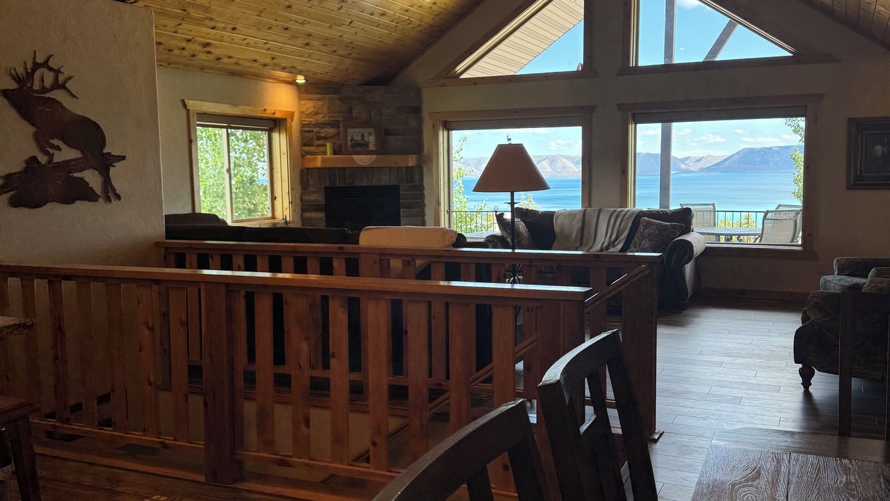 Photo of Livingroom in Fish Haven