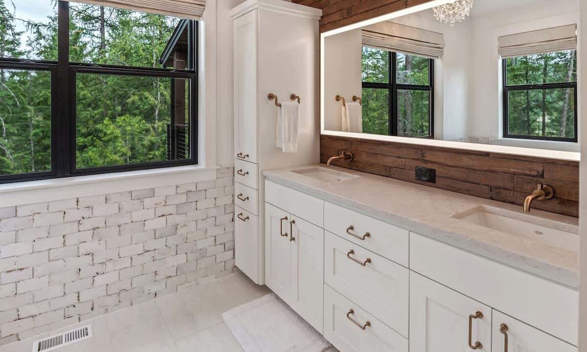 Photo of Bathroom in Sandpoint