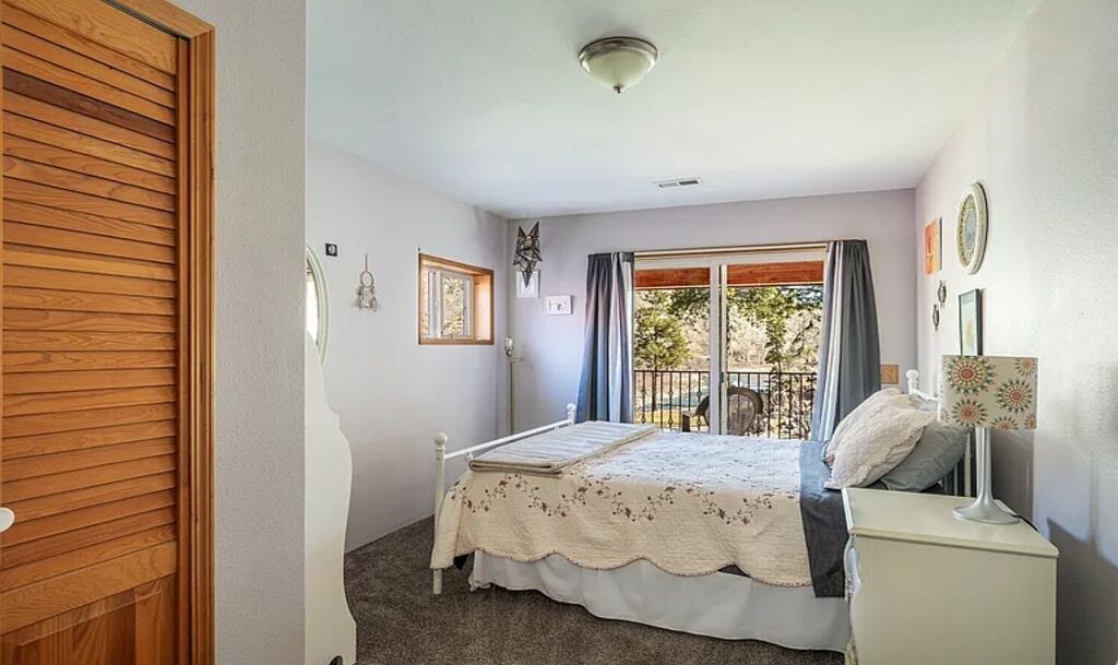 Photo of Bedroom in Pateros